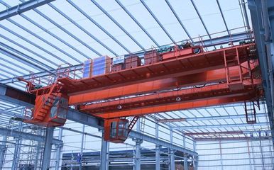 橋式起重機詳解 龍門吊、懸臂吊與QD型10噸雙梁行車的價格、廠家與選購指南